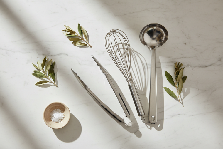 How to Choose Tongs, Whisks and Ladles for Everyday Cooking