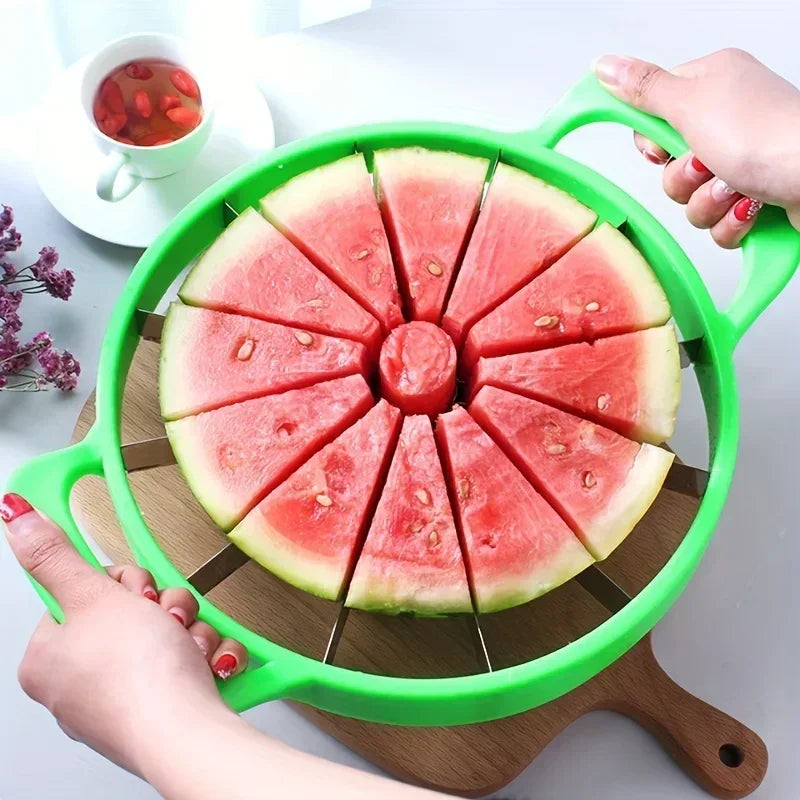 Stainless Steel Watermelon Slicer Multifunctional Handheld Circular Slitter Creative and Labor-saving apple Slicing Tool Cutter