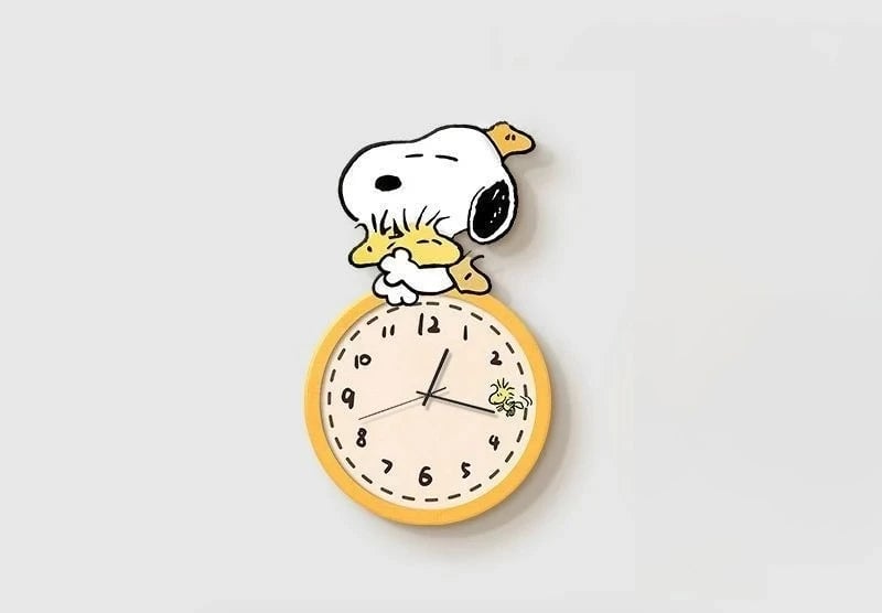 Snoopy Wall Clock - Cartoon Character Design Indoor Decor
