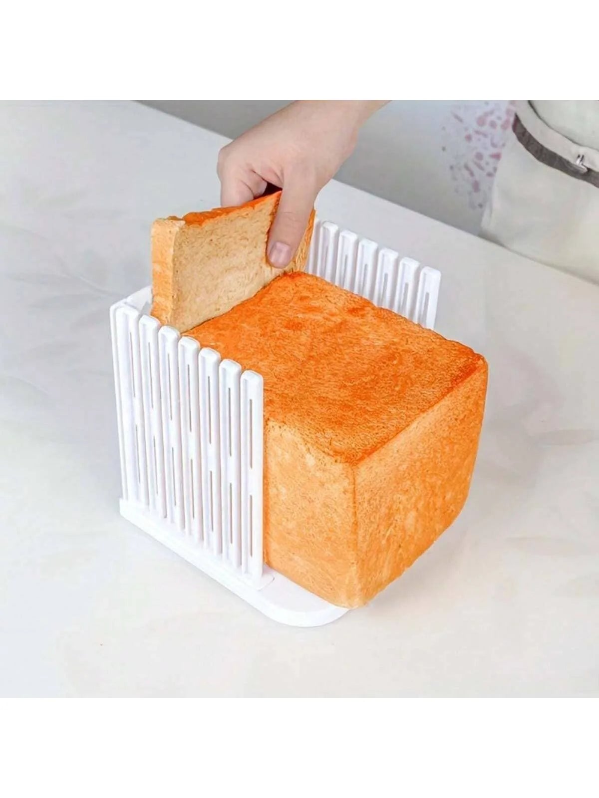 Adjustable Plastic Bread Slicer Guide - Foldable Kitchen Tool