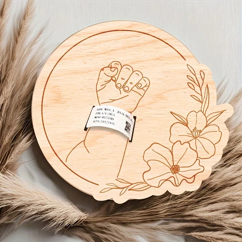Engraved Wooden Keepsake Holder - Personalized Newborn Memory Box