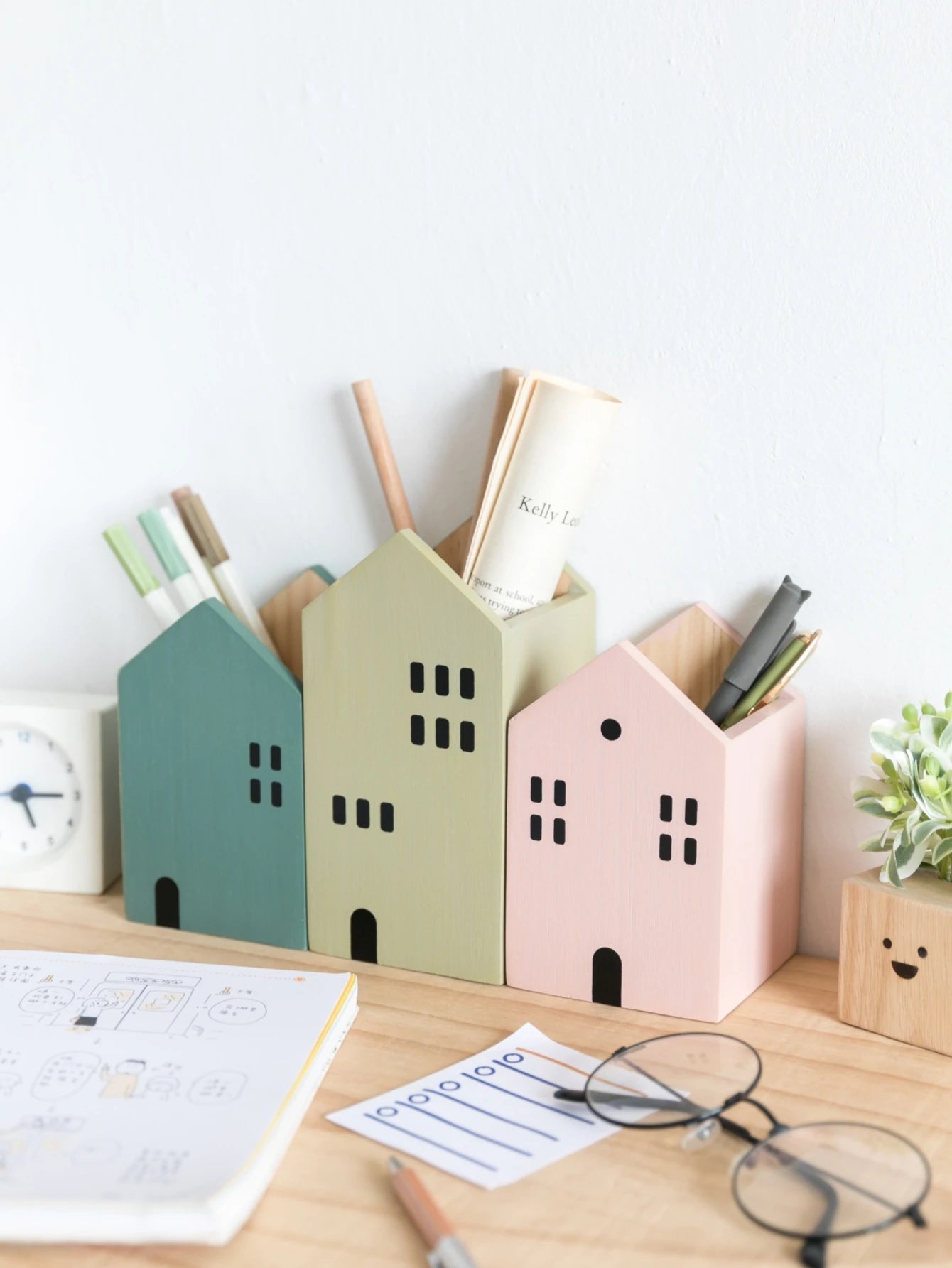 Cartoon House Wooden Pen Holder Desktop Storage Organiser Container