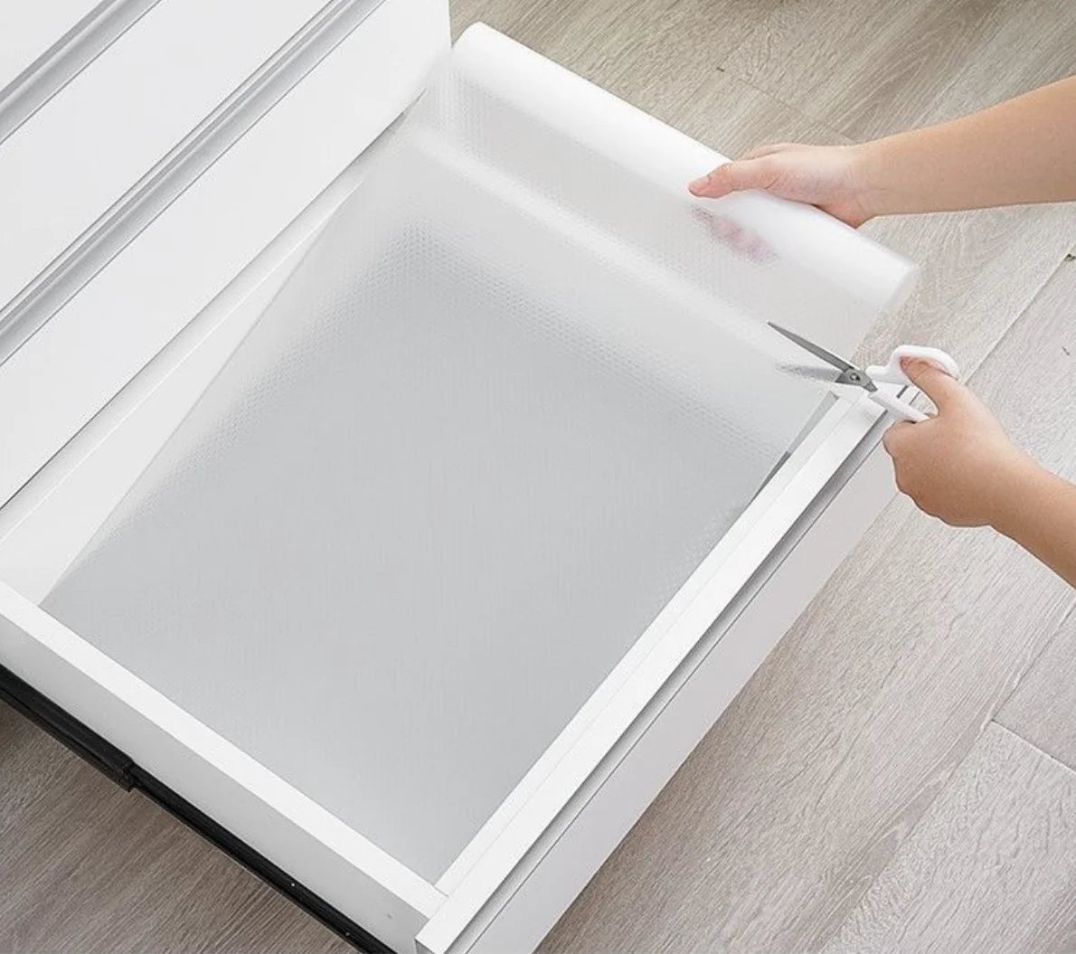 30cm x 5M Non-Slip Waterproof Drawer Liner Cabinet Shelf Mat