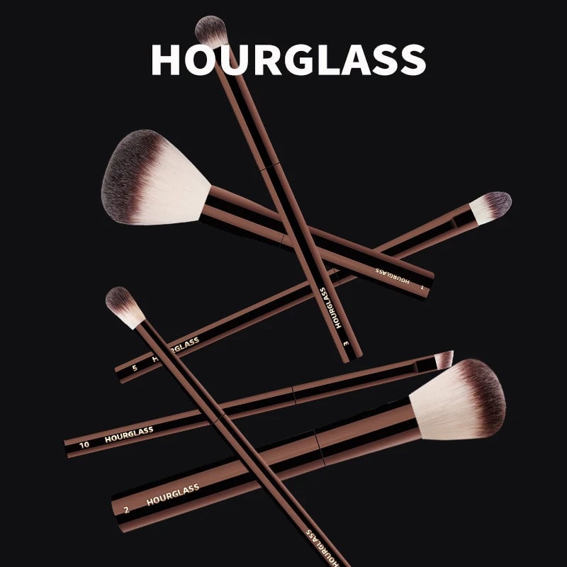 No.1 Round Head Powder Brush - Soft Fiber Hair Hourglass Design