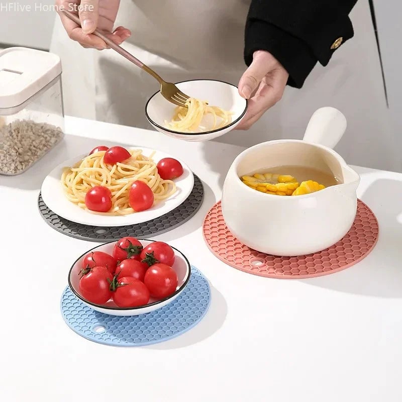 Heat Resistant Silicone Table Mat Anti-Slip Kitchen Coaster