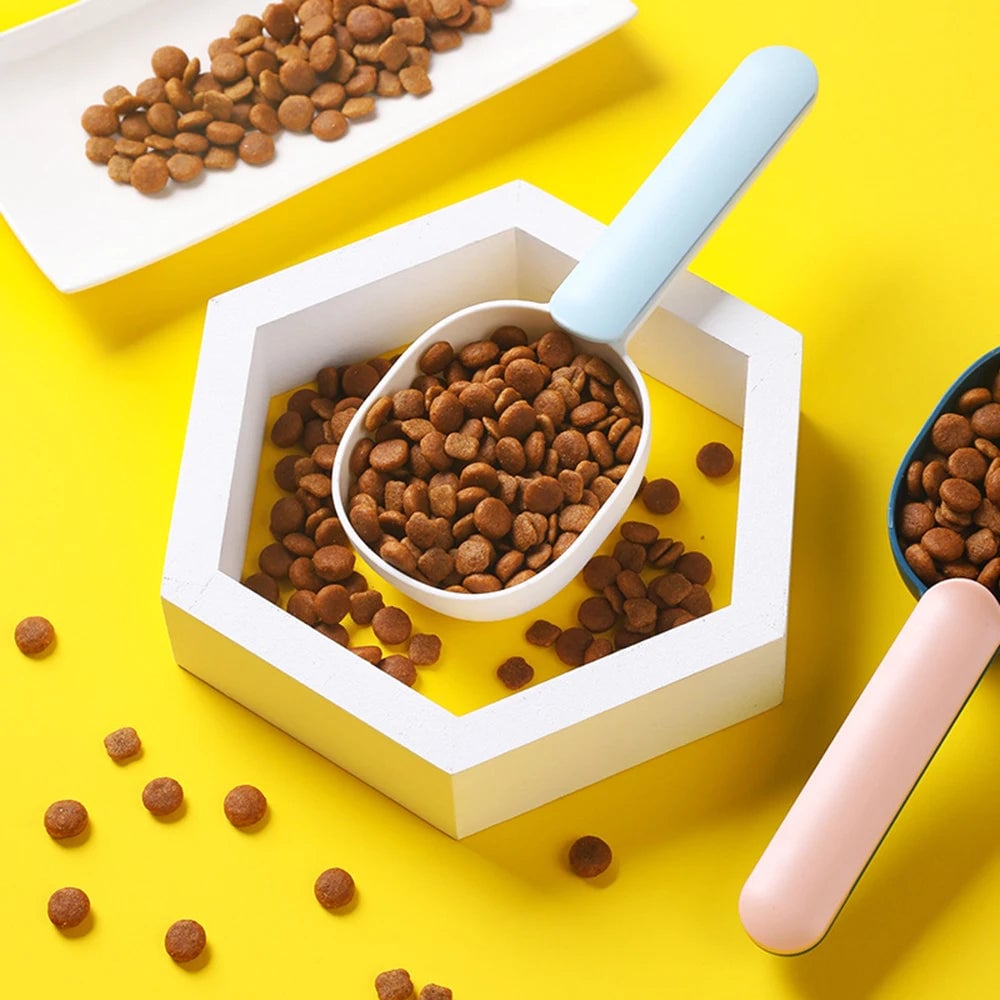 Multifunctional Pet Food Scoop with Sealing Clip & Measuring Cup