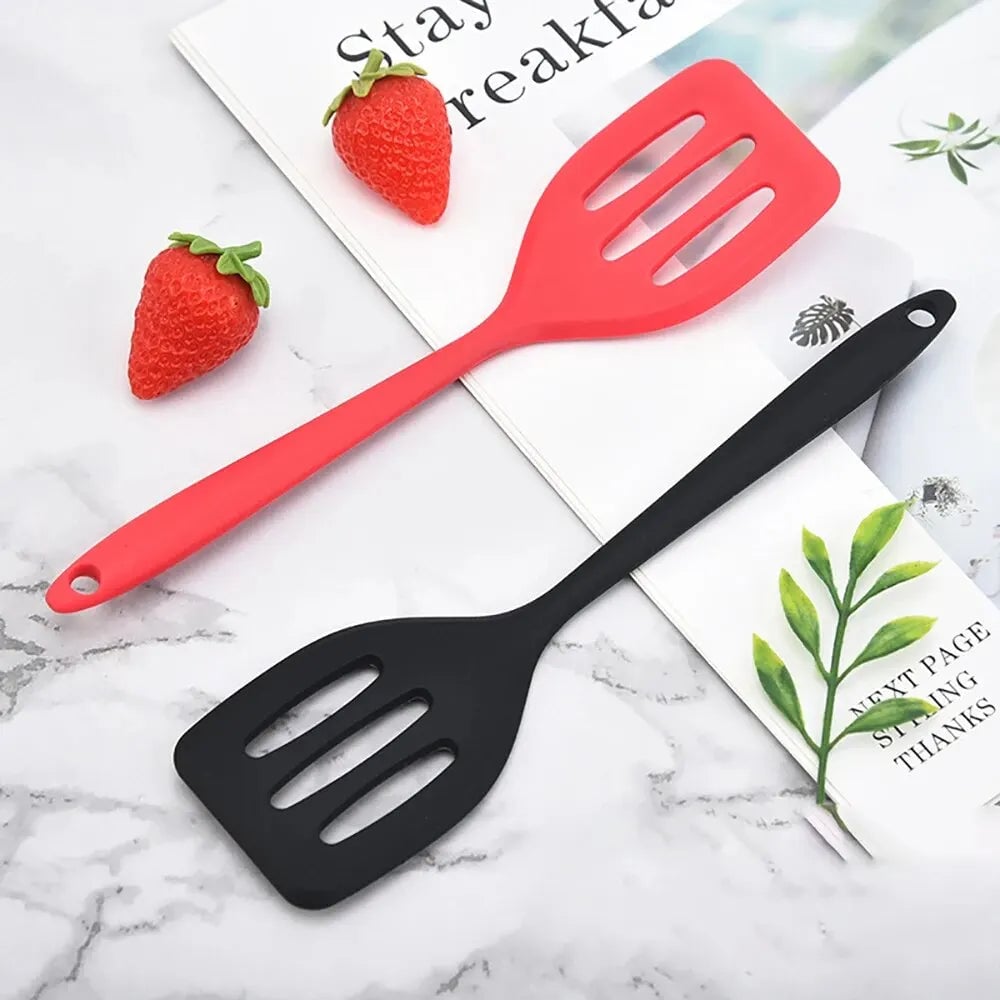 Heat-Resistant Silicone Spatula - Non-Stick Flat Bottom Frying