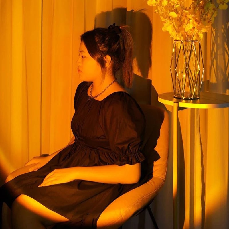 USB LED Sunset Projector Lamp - Portable Neon Mood Night Light