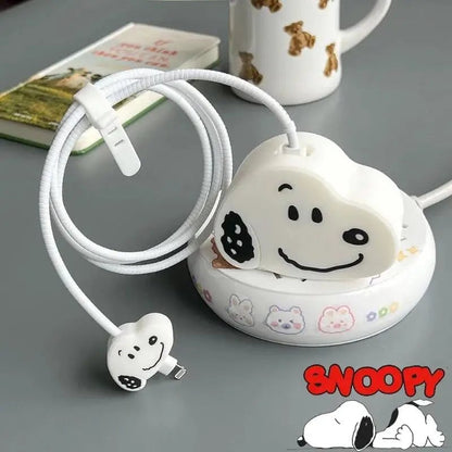 Snoopy USB Cable Protector Case for iPhone iPad 18/20W Charger Winder