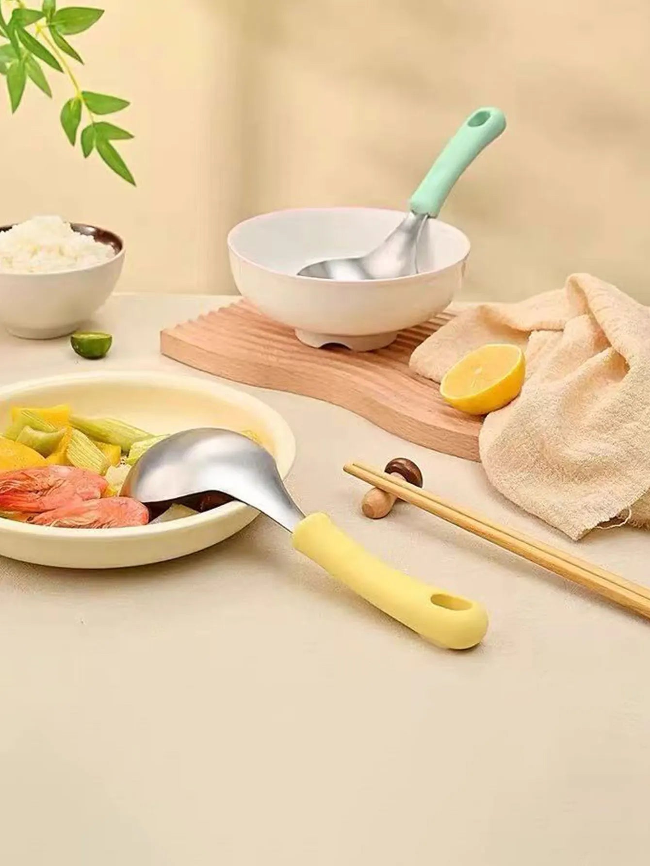 Korean-Style Stainless Steel Soup Spoon with Silicone Handle