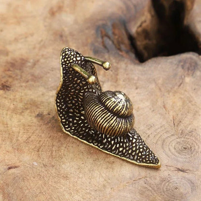 Pure Copper Mini Snail Tea Pet Figurine - Vintage Desktop Ornament