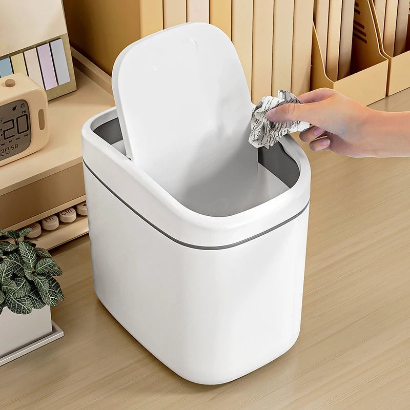 Desktop Mini Trash Can with Shake Cover - Plastic Garbage Bin