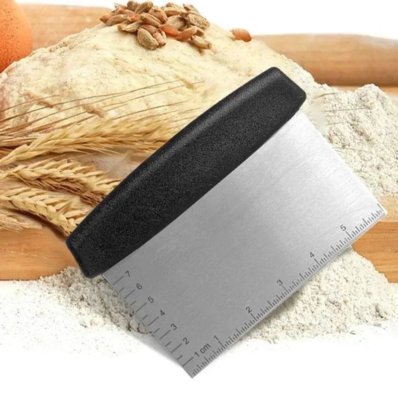Stainless Steel Pastry Scraper Dough Cutter Icing Smoother Tool