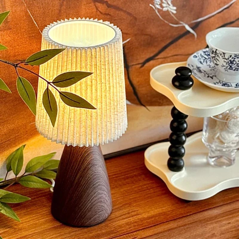 LED Table Lamp Retro Fabric Pleated USB Study Bedroom Desk Light