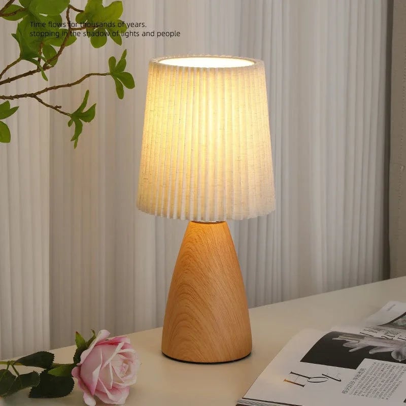 LED Table Lamp Retro Fabric Pleated USB Study Bedroom Desk Light
