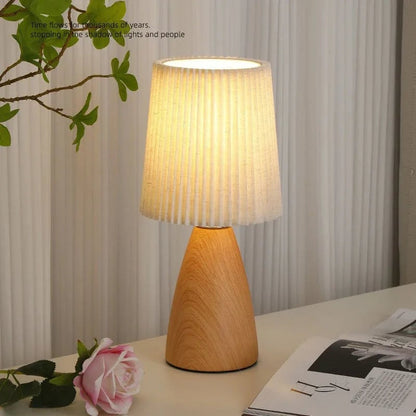 LED Table Lamp Retro Fabric Pleated USB Study Bedroom Desk Light