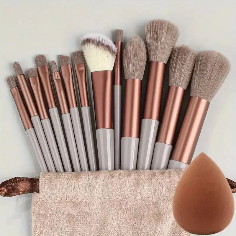 Professional Makeup Brush Set - Soft Kabuki Foundation Eyeshadow