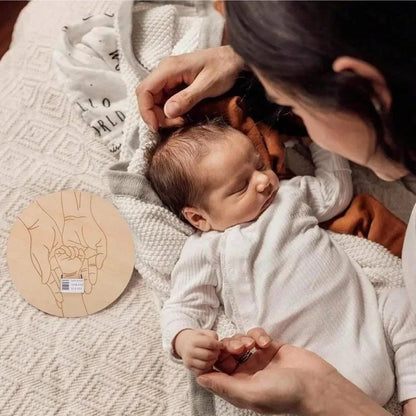 Engraved Wooden Keepsake Holder - Personalized Newborn Memory Box