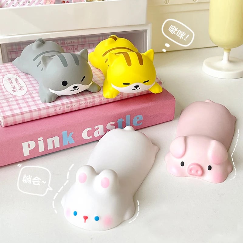Ergonomic Kawaii Wrist Rest Mouse Pad - Slow Rising Squishy Support