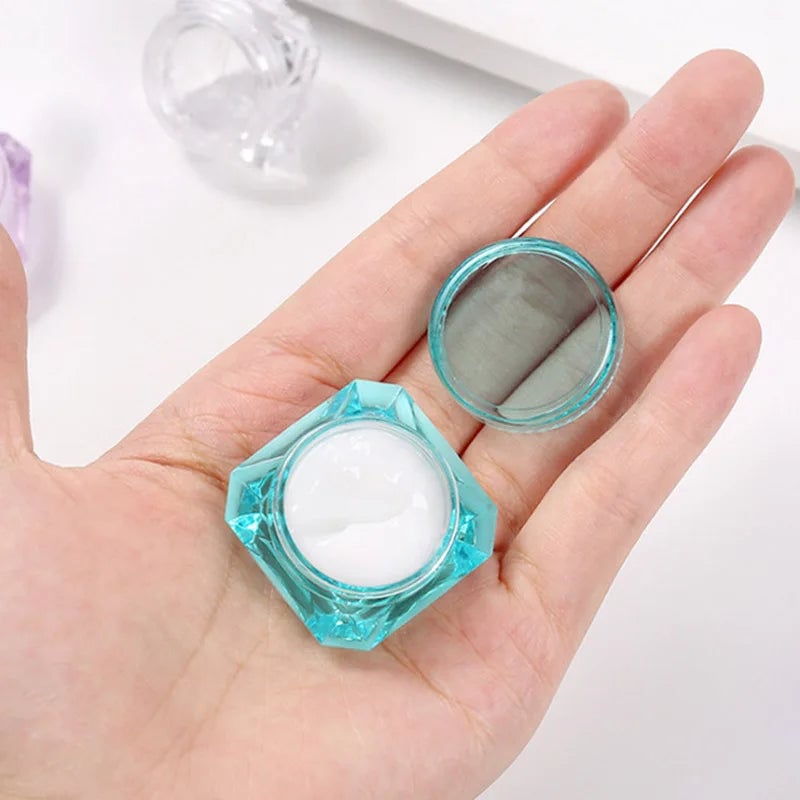 10pcs Diamond Shaped Cosmetic Cream Jars Refillable Travel Containers