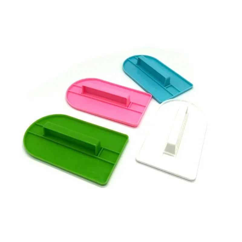 Professional Cake Mold & Decorating Set - Piping & Smoothing Tools