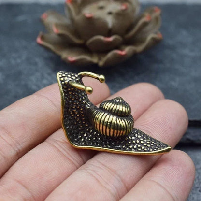 Pure Copper Mini Snail Tea Pet Figurine - Vintage Desktop Ornament
