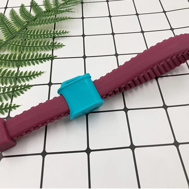 Zipper-Style Silicone Can Opener - Non-Slip Jar & Lid Opener Tool