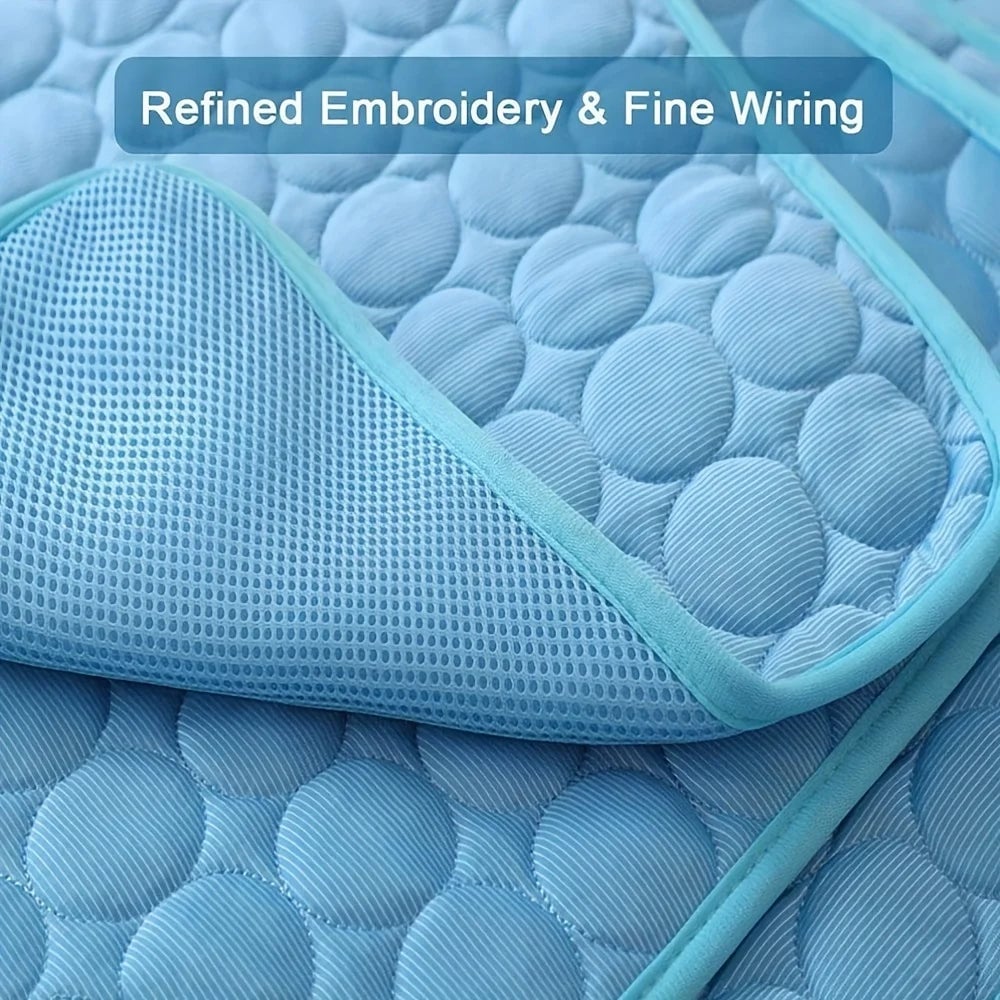 Self-Cooling Pet Mat - Washable Dog Cat Bed Blanket S/M/L Sizes