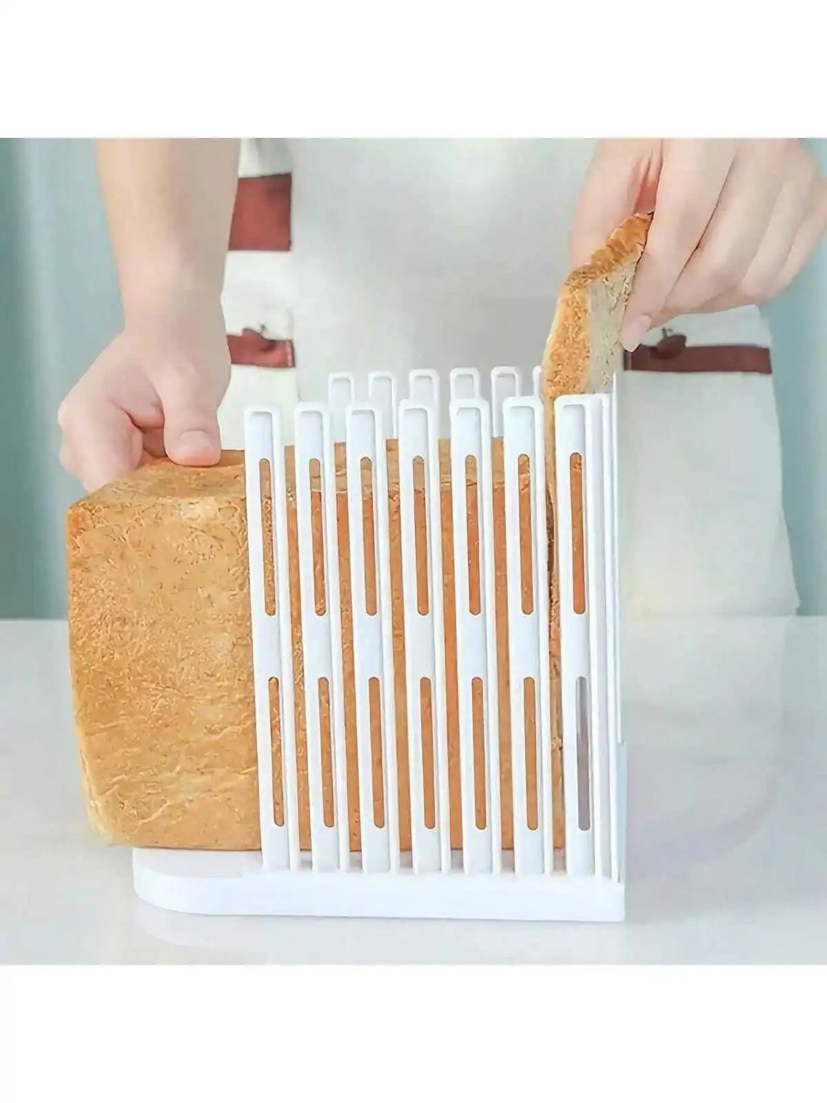 Adjustable Plastic Bread Slicer Guide - Foldable Kitchen Tool