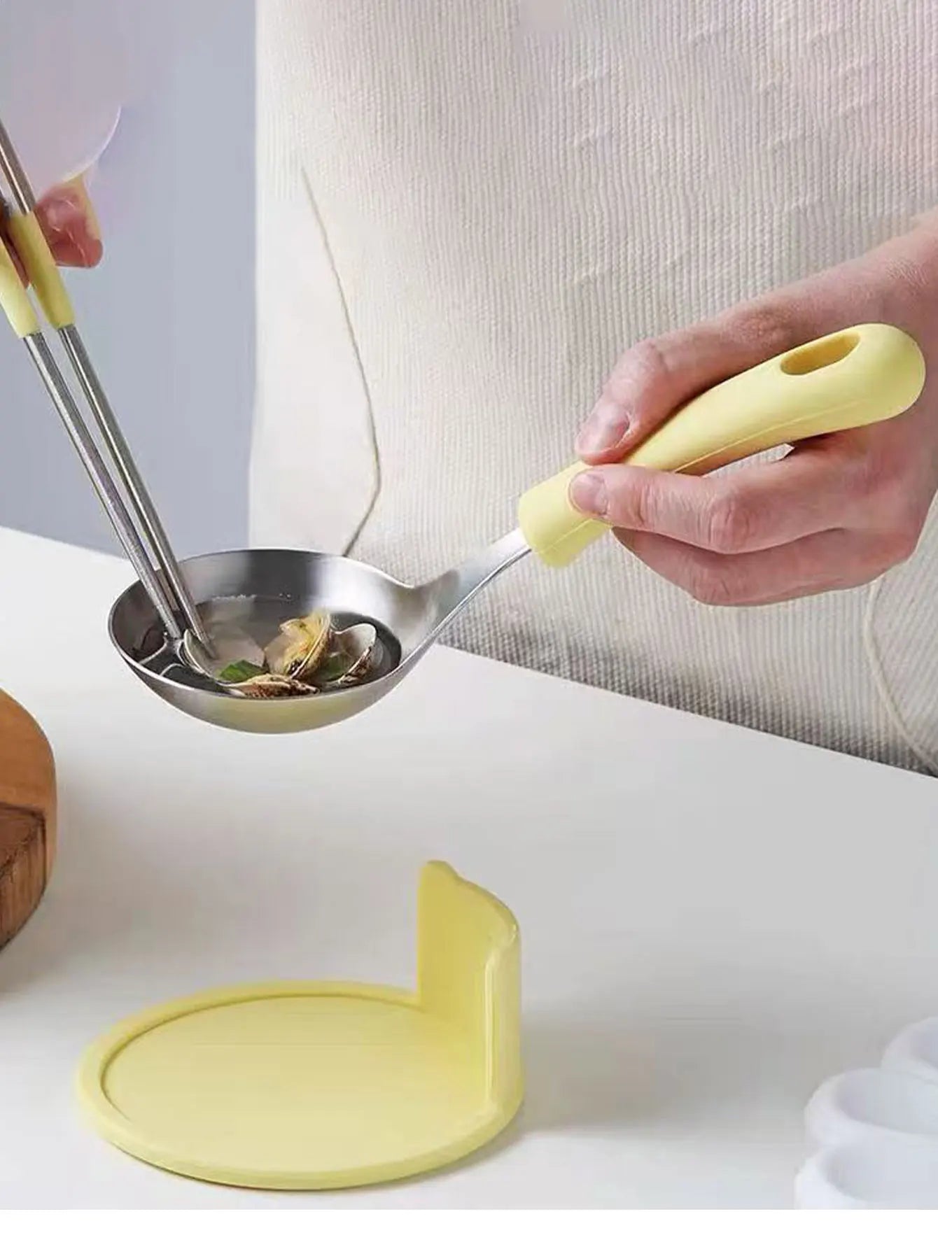 Korean-Style Stainless Steel Soup Spoon with Silicone Handle