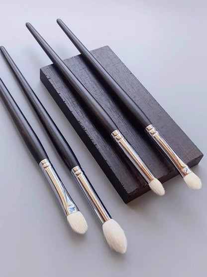 Natural Goat Hair Eyeshadow Blending Brush - Ebony Handle Makeup Tool