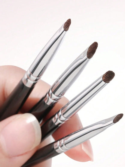 4Pcs Tapered Small Eyeshadow Brushes Set - Detailed Blending & Concealing