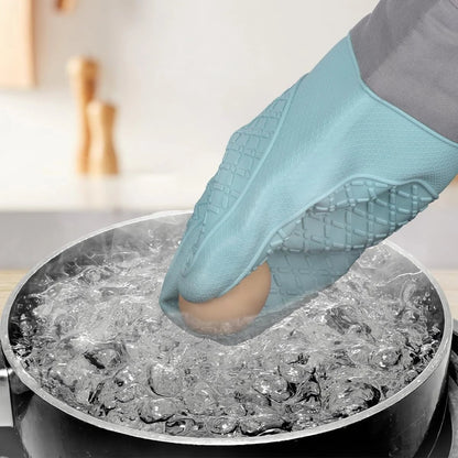 Heat Resistant Silicone Oven Gloves 600°F - 2 Piece Non-Slip Set