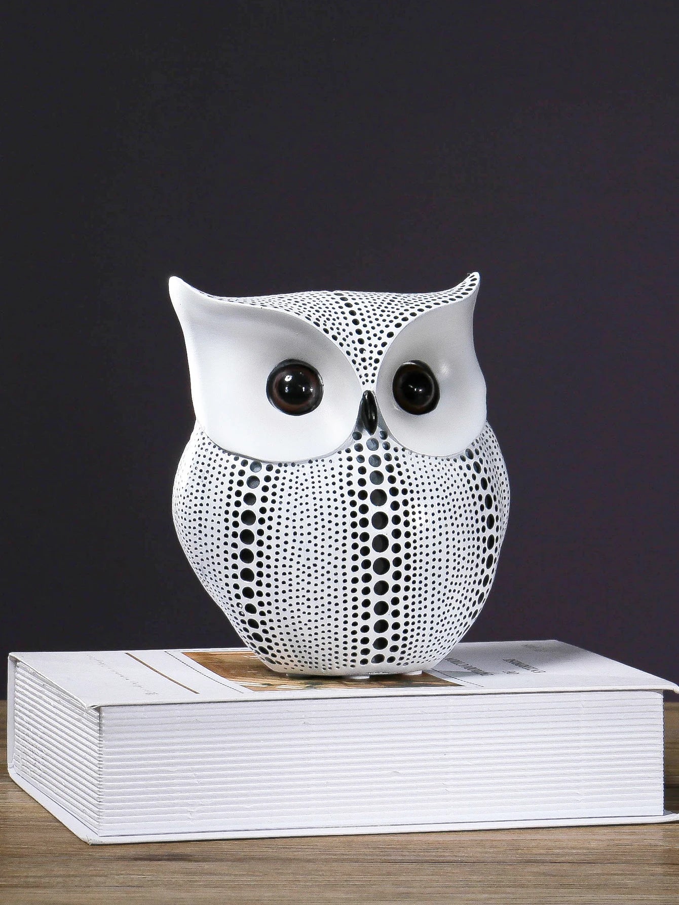 Resin Owl Statues Black White Animal Sculpture Home Decor Indoor