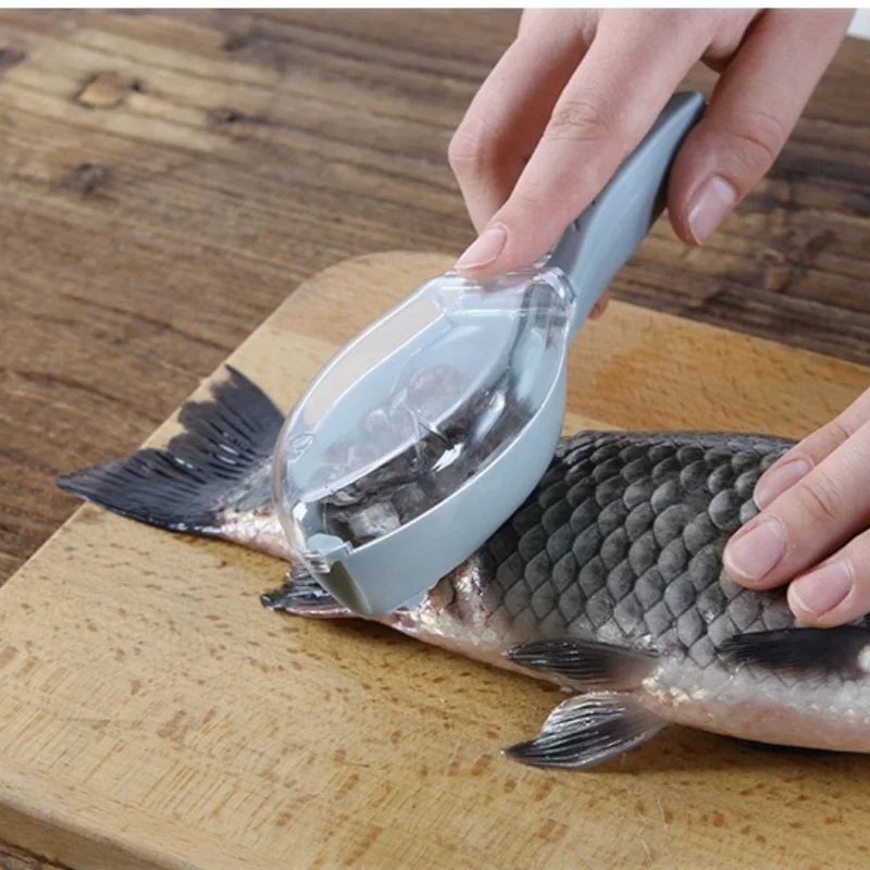 Manual Fish Scale Scraper with Lid - Kitchen Descaling Tool