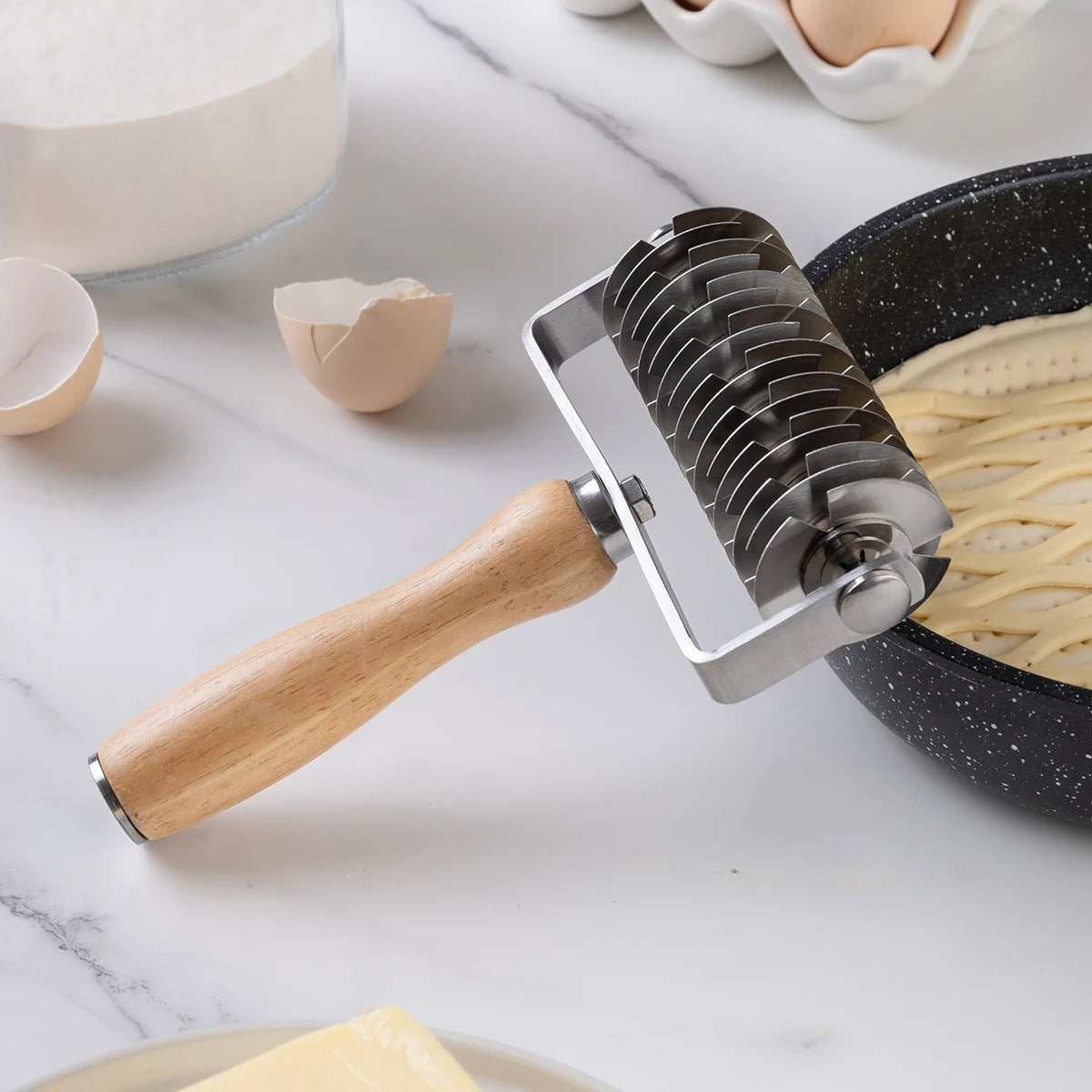 Stainless Steel Roller Cutter Pizza Perforator Dough Tool