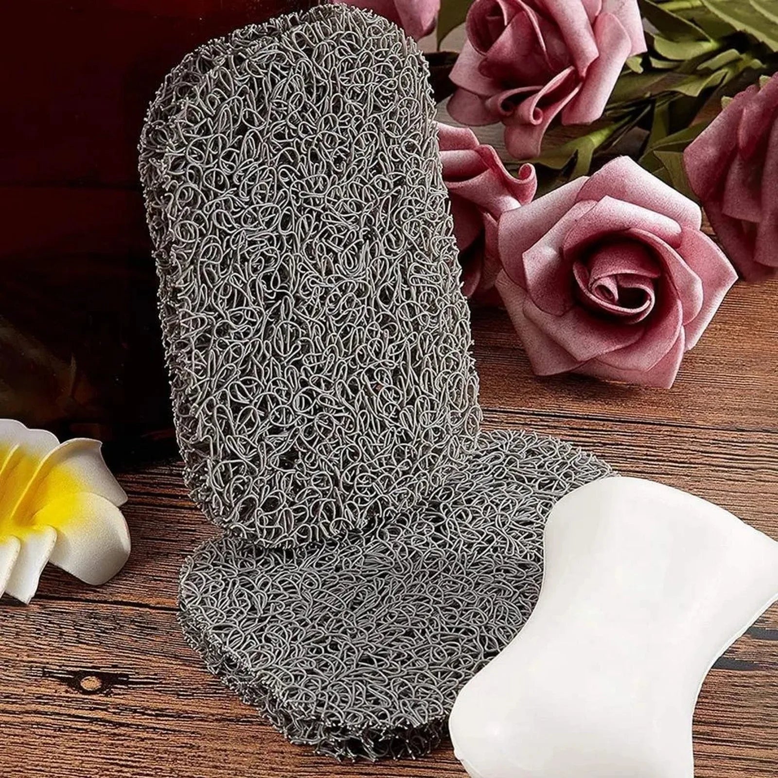 Gray BPA Free Self Draining Soap Bar Holders Non Slip Bathroom Mat Set