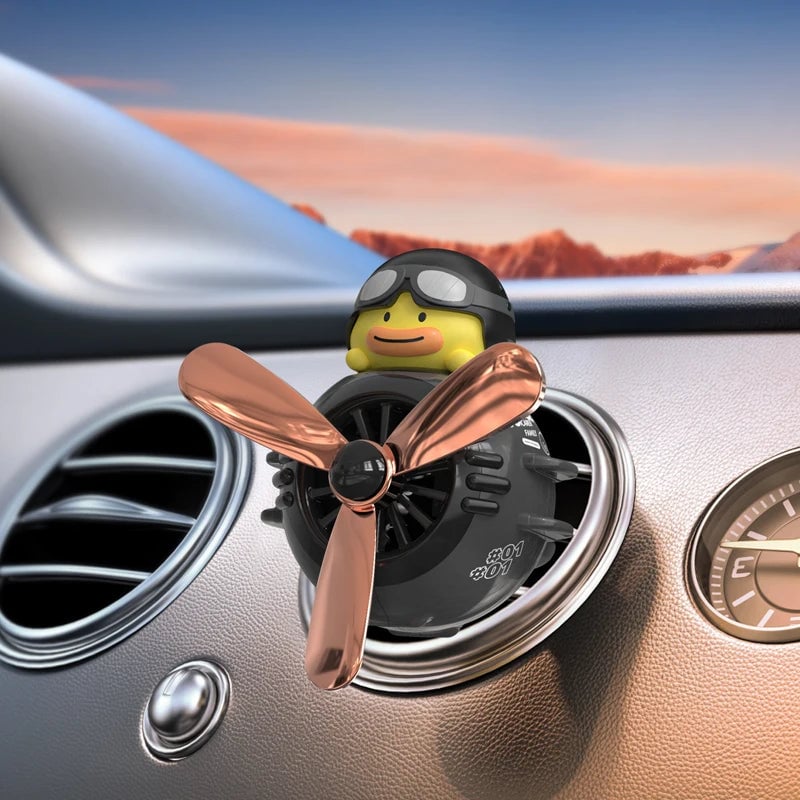 Magnetic Cartoon Car Air Vent Aromatherapy Diffuser Clip + 2 Tablets