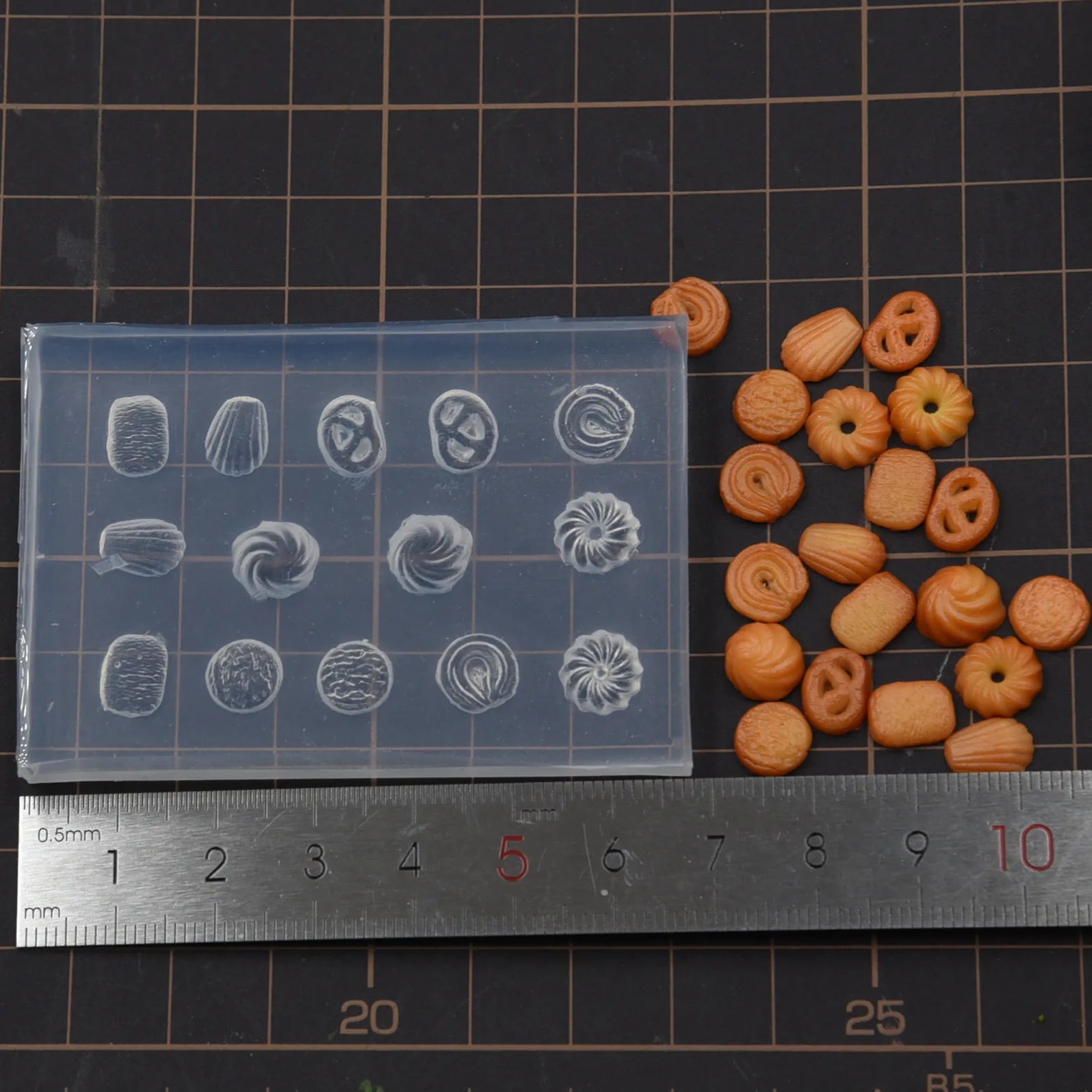 Mini Caramel Cookie Silicone Molds - Food Grade DIY Baking Clay Craft