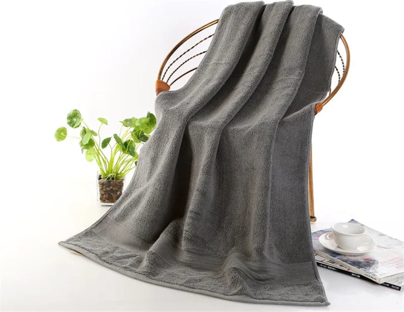 Pure Cotton Bath Towel 70x140cm - Hotel Quality Thick Beach Towel