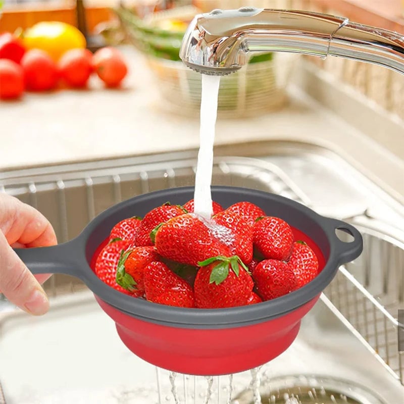 Extendable Collapsible Kitchen Colander - Long Handle Pasta Strainer