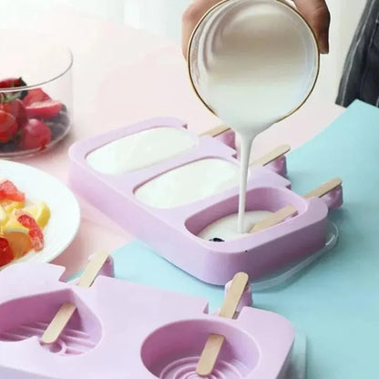 Silicone Ice Cream Popsicle Molds with Lid - DIY Cartoon Ice Lolly