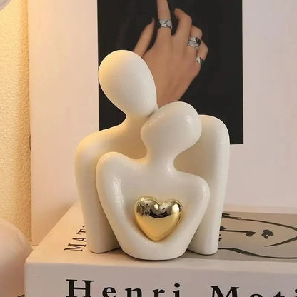 Romantic Love Embrace Couple Statue Ornament Bedroom Decor Valentine Gift
