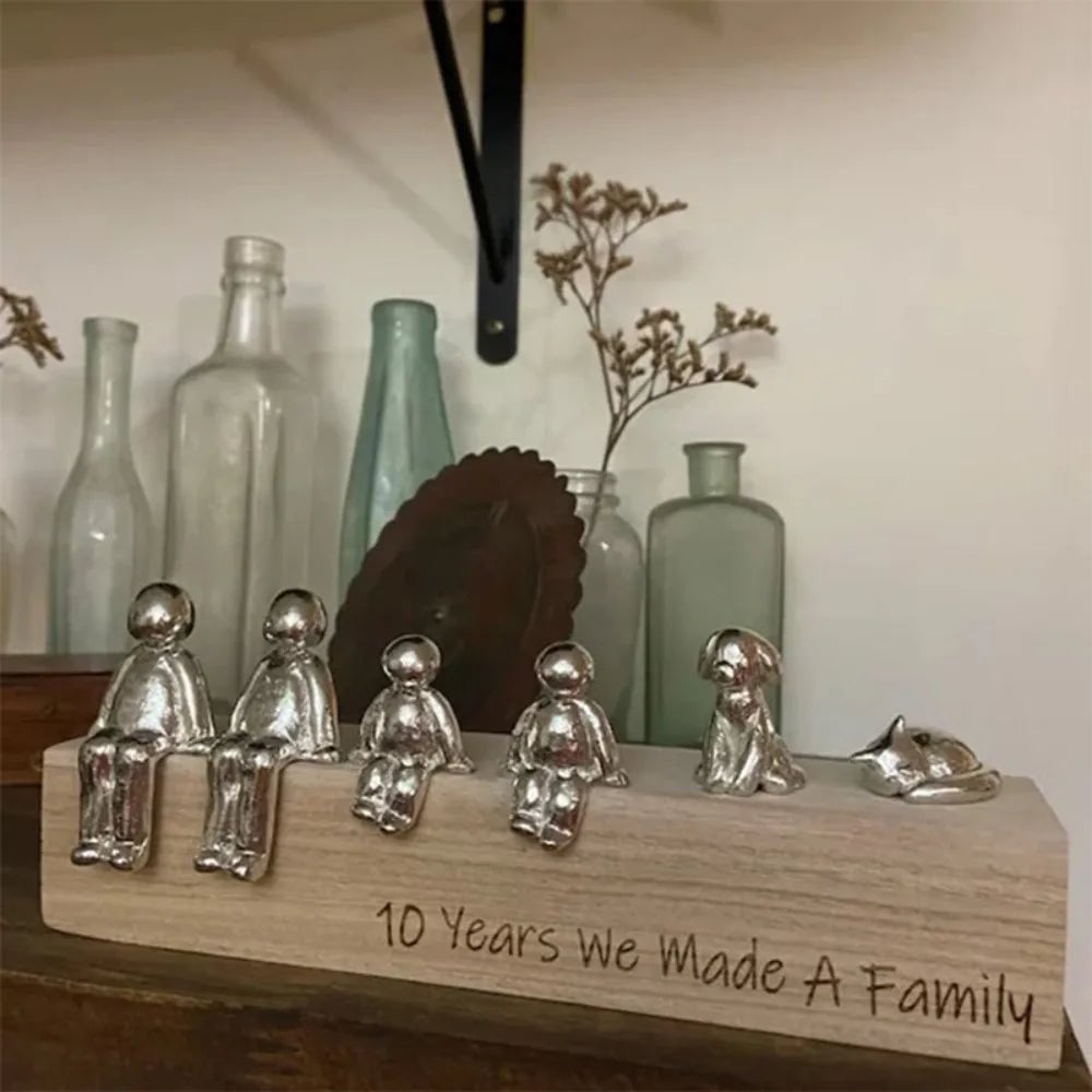 Metal Art Puzzle Family Statue Desktop Decoration Keepsake Figurine