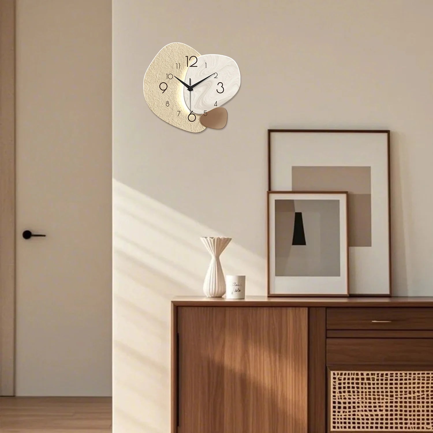 Silent Quartz Wall Clock - Modern Minimalist Design for Living Room