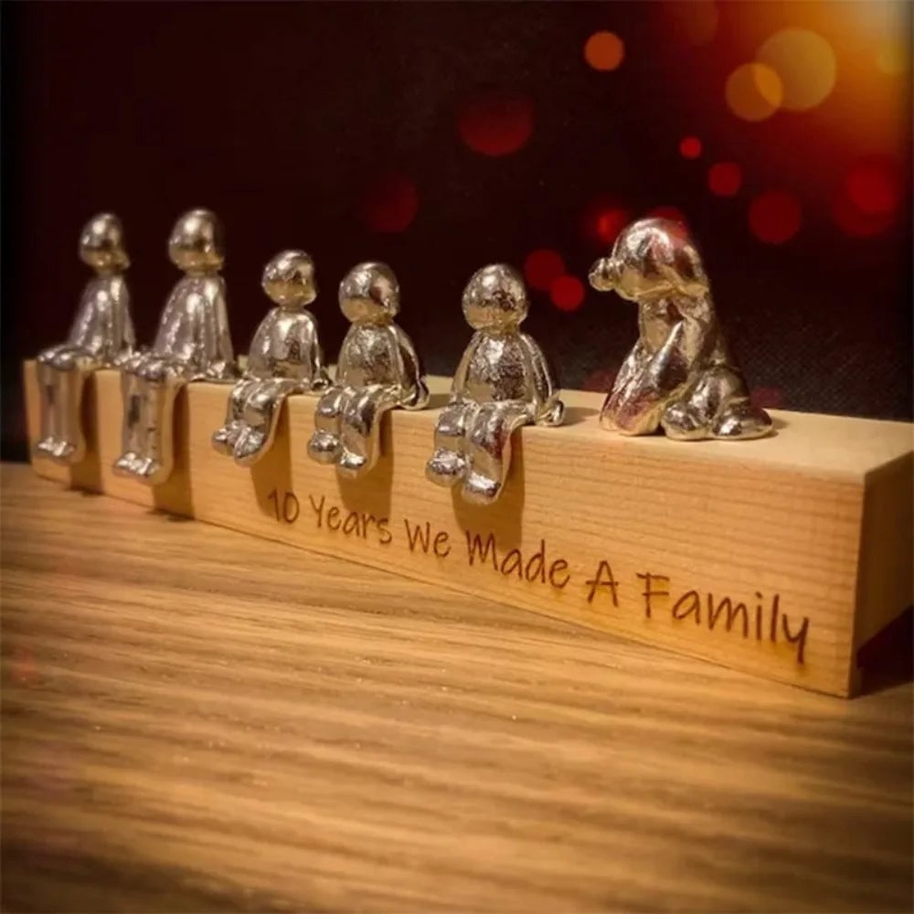 Metal Art Puzzle Family Statue Desktop Decoration Keepsake Figurine