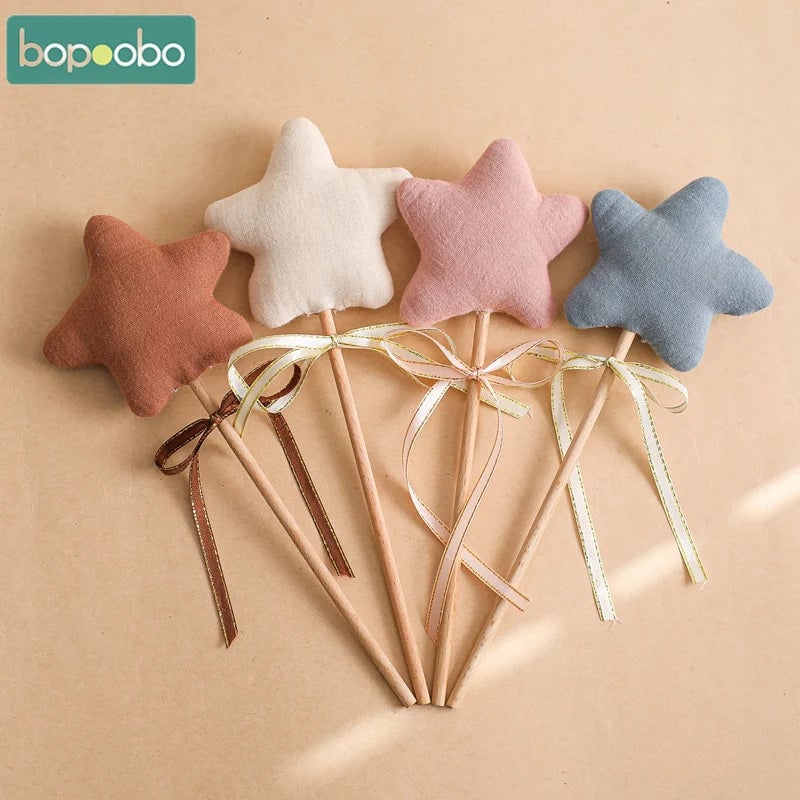 Beech Wood Star Rattle Teething Toy - Montessori Baby Nursing