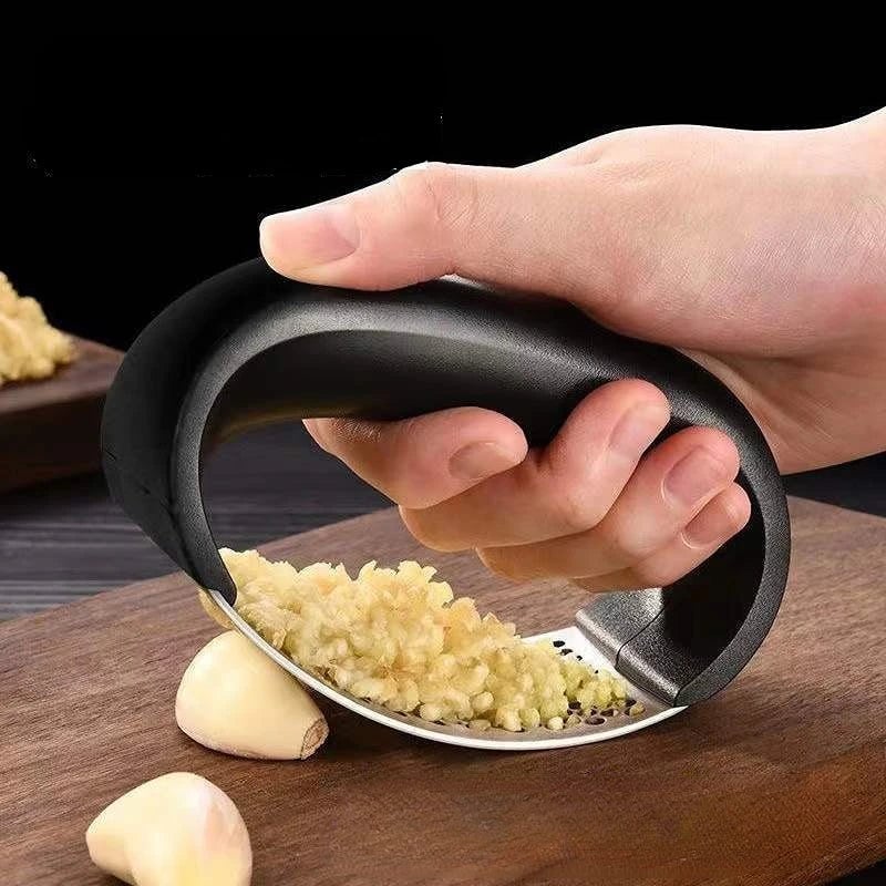 Stainless Steel Manual Garlic Press Crusher Mincer Kitchen Tool