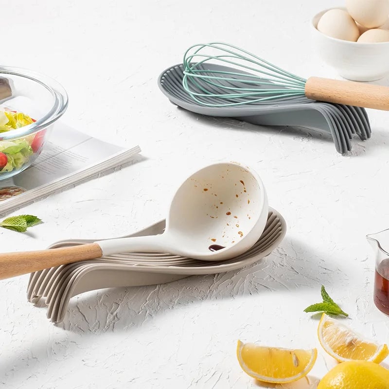 Heat-Resistant Silicone Kitchen Tray with Spatula & Spoon Set