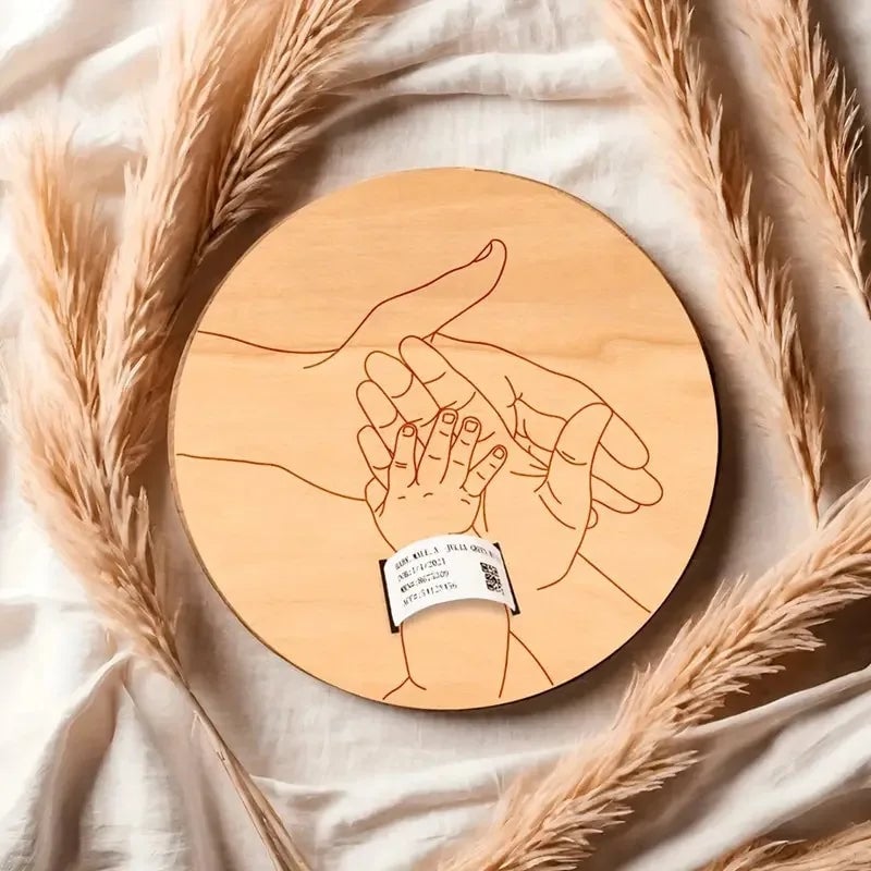 Engraved Wooden Keepsake Holder - Personalized Newborn Memory Box